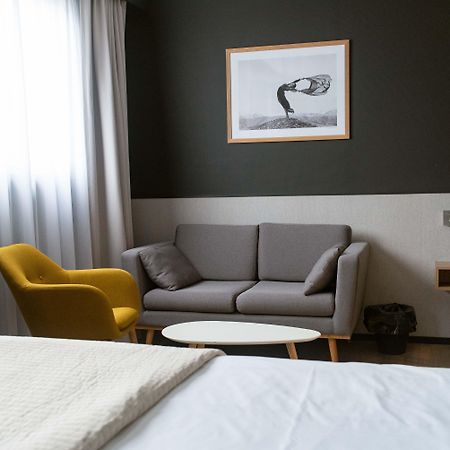 Les Voyageurs Hotel Saint-Renan Bagian luar foto