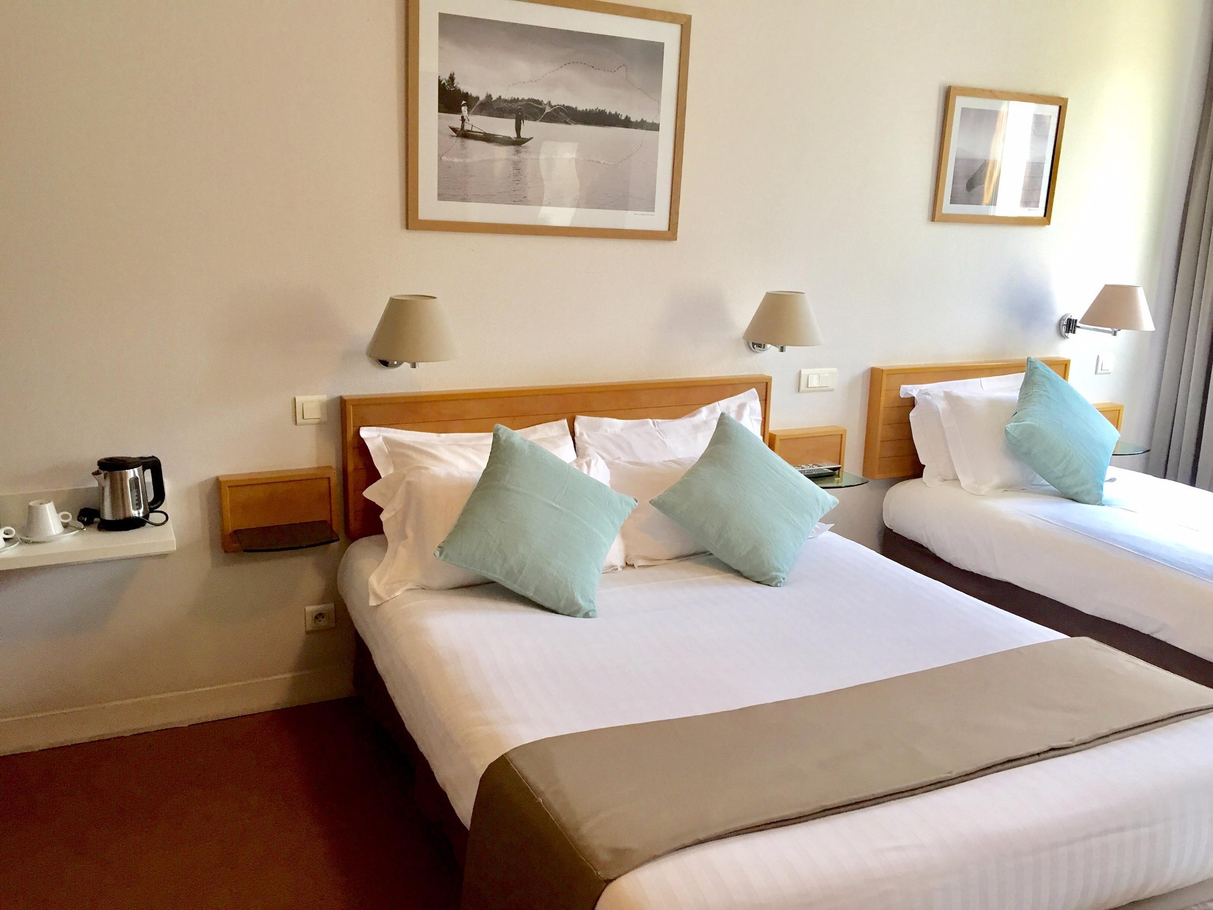 Les Voyageurs Hotel Saint-Renan Bagian luar foto