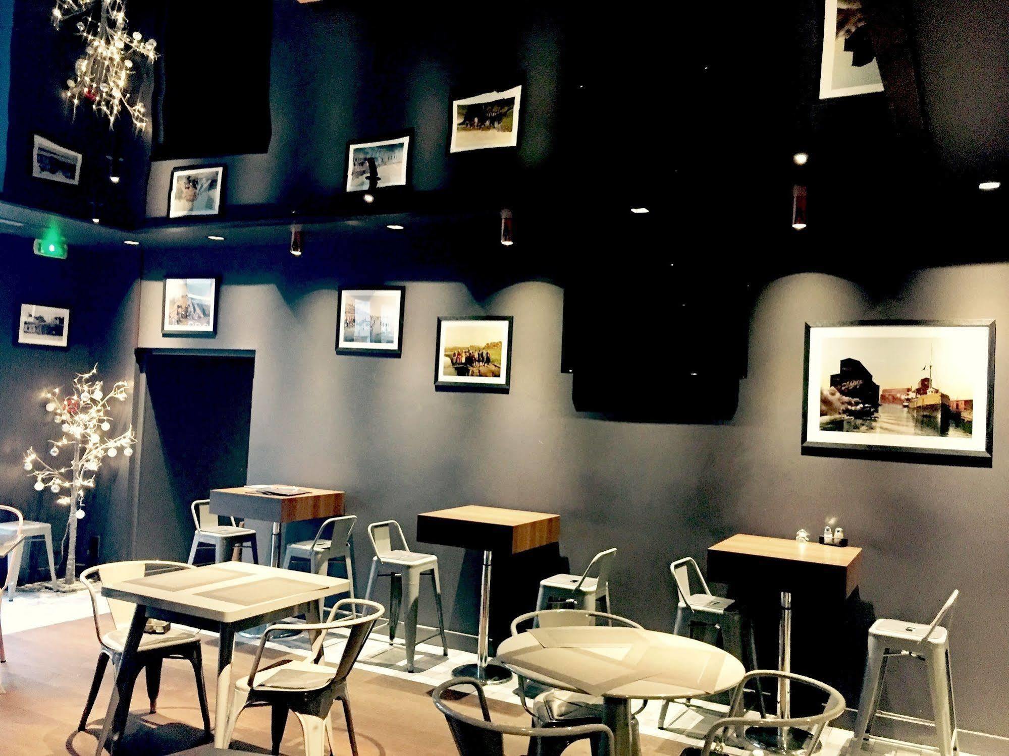 Les Voyageurs Hotel Saint-Renan Bagian luar foto