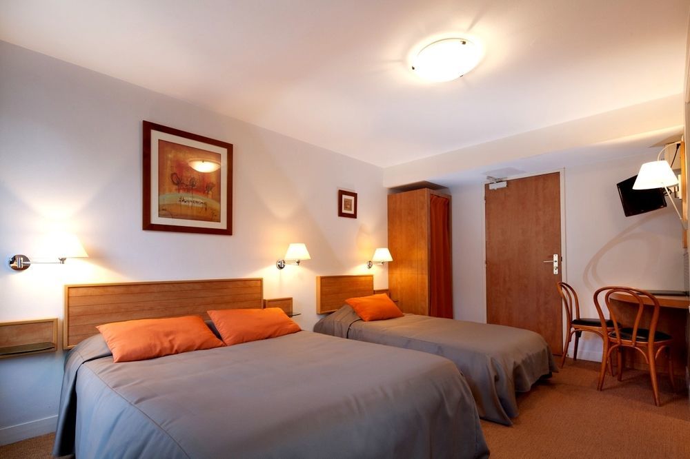 Les Voyageurs Hotel Saint-Renan Bagian luar foto